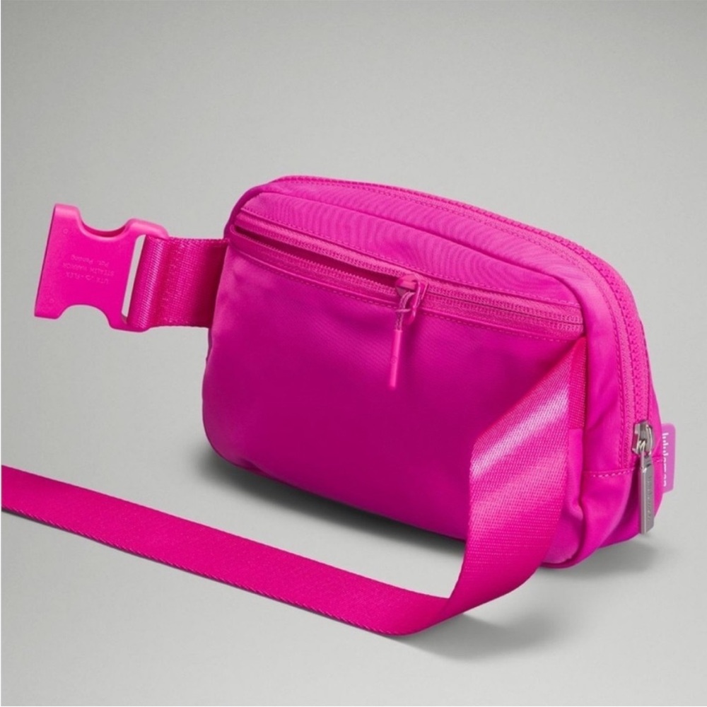 Lululemon Sonic Pink 1L Belt Bag NWT - Picture 7 of 13